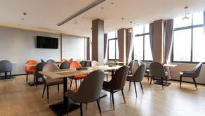 Borrman Hotel (Yulin Bus Terminal Shizijie) - Image 3