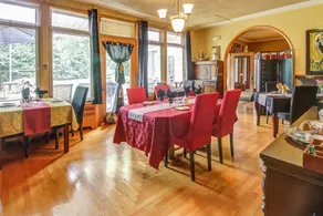 Chateau Murdock Gite - Image 4