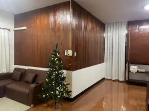 House No. 19 - Image 2