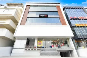 Hotel O by OYO TKR Hotel Kanakadurga - Image 4
