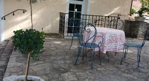 Le Mas des Deux Tilleuls - Image 5