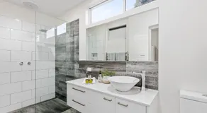 Boutique Heritage Studios On Ryrie street OPPOSITE HOSPITALS Geelong CBD - Image 2