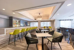 The Simon Hotel Sydney (Formerly Cambridge Suites Hotel Sydney) - Image 4