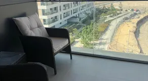 Elegant 1BR Apartment in Al Mouj - Image 4