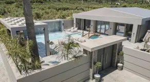 Mat Luxury Villa - Image 5