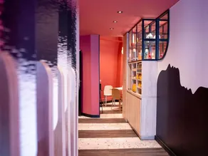 The Modern Hotel - Image 5