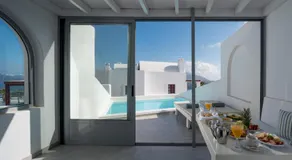 Maison Des Lys - Luxury Suites - Image 4