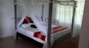 Lake View Villa - Image 2