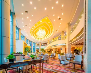 Jin Jiang Pine City Hotel - Image 2