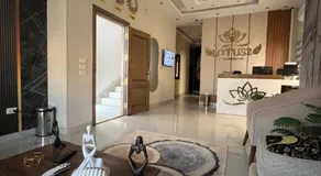 Lotushotel2 - Image 3