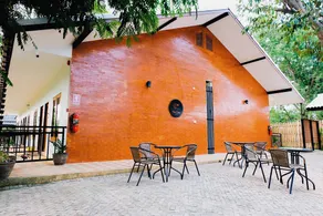 The Cozy Hotel - Image 5