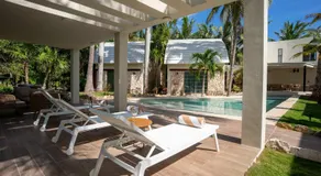 Casa Marea - 2BR - Tropical Vibes & Palm Breeze Oasis - Image 4