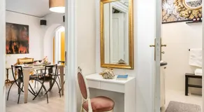 Spanish Steps Art Gallery- Roma - Image 2