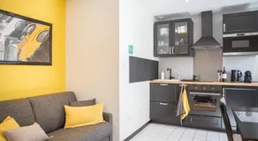 Ravissant appartement pour 2 - Place du Palais 3ème étage - Image 2