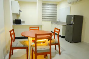 AM SUITES LUXURY SERVICE APARTMENTS - Image 2