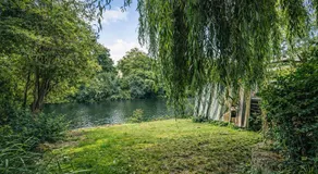 MEDWAY VIEW LUXE HOUSE in Maidstone City Centre with Parking - Image 5