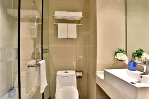 Hanting Premium Hotel Hangzhou Wenyi Road Cuiyuan - Image 4