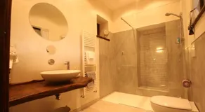 B&B Oliver - Image 2