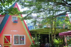 A Houses Homestay - Image 5
