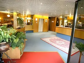 Plaza Hotel - Image 3