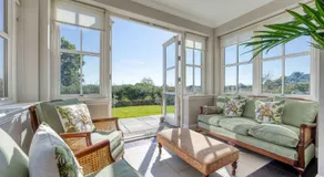 Stunning 4 Bedroom Farmhouse - Image 3