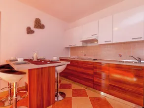 Beautiful Apartment in Dramalj Croatia with Swimming Pool - Image 4
