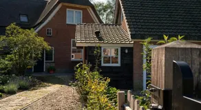Charming Dutch Country Cottage with Private Garden - Image 4
