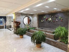 Seven Hotels - Image 2