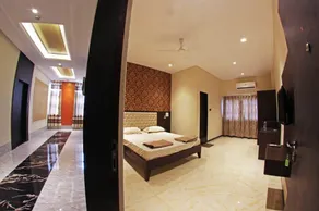 Hotel Shubham Inn - Image 2