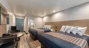 Lyfe Inn & Suites by AGA - Sun Valley - Image 3