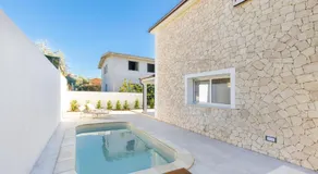 Bynos Central with pool - Image 5
