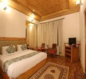 Omasila Hotel - Image 2