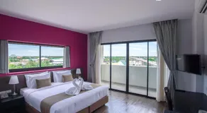 Coco View Hotel - Image 2