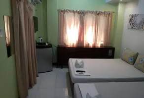 Ellens Resort - Image 5