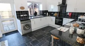 The Old Well Bungalow - Ty Mawr Farm - Image 5