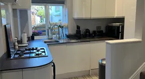 Roseleigh Cottage in the Heart of Cookham - Image 5