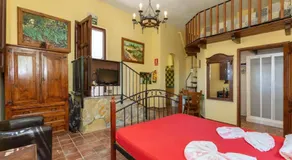 Tiny house 12m2 "ANTON PIECK" in holiday park with 55 m2 pool - Image 2