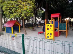 Apartamento con barbacoa, terraza y jardín | Vistas al jardín - Image 3