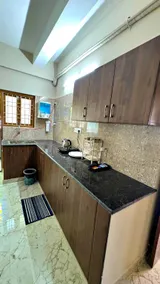 Maison Sakee - Image 3
