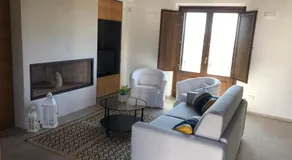Villa Angiolina, Molise - Image 2