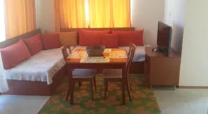 Villa Rouge - Image 2