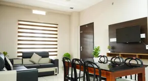 Eagle Nest Residency - Image 2