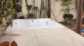 Casa confortável Piscina, hidro 4 Q para Moto GP - Image 4