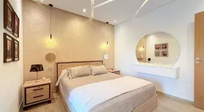 Elegant Luxury Studio - Pool, Beach & Station 2' - Image 2