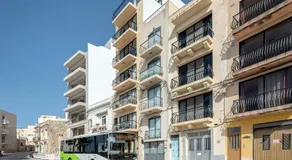 Harbour Lights Seafront Penthouse, with large terrace with stunning panoramic sea views - by Getawaysmalta - Image 5