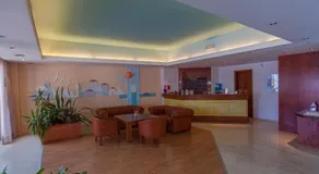 Antikyra Beach Hotel - Image 4