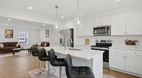 New 4BR Townhome Near Harpers Ferry townhouse - Image 2
