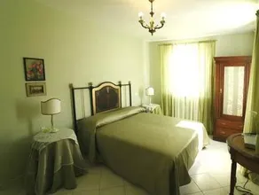 Villa Amelia Rooms - Image 4
