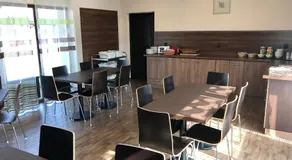 Motel R10 - Image 4