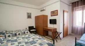 Albergo Pensione Ardenza SELF CHECK-IN - Image 2
